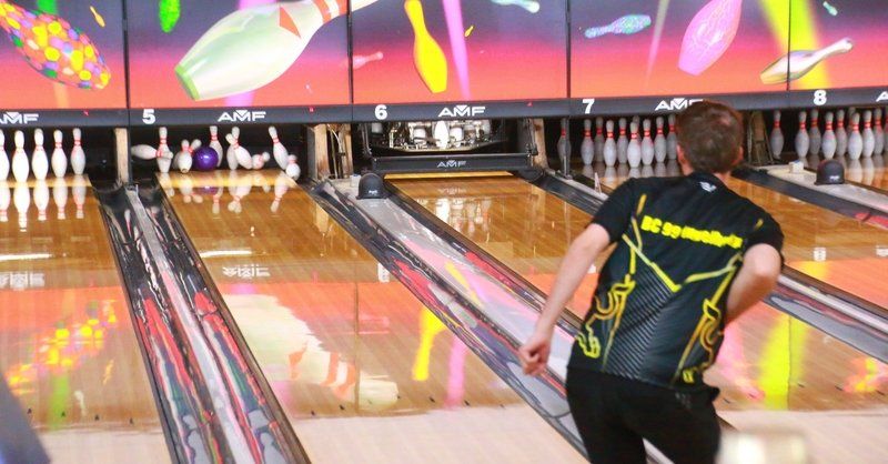 Pascal Schütz bei einem Anwurf am 3. Spieltag