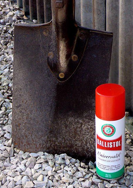Ballistol zur Werkzeugpflege © Blickfang: Alte Zeiten