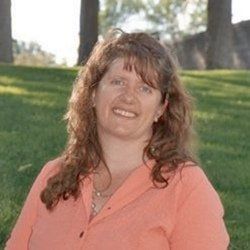 Andra Marquardt Author