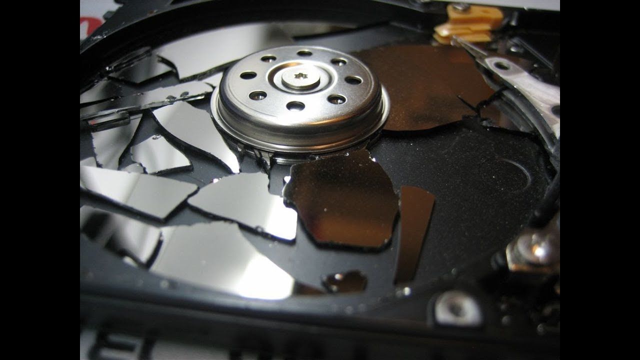 ¿Se oye un ruido metálico en tu Disco Duro?