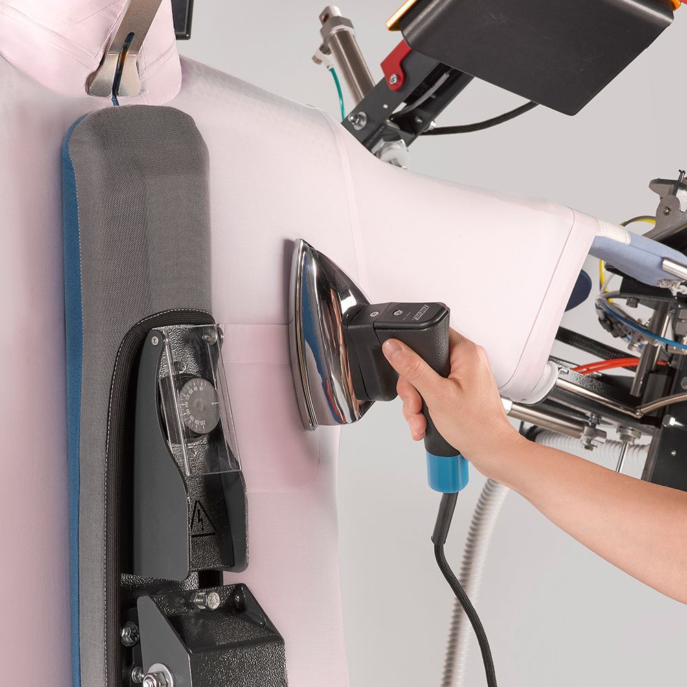 Das Elektrobügeleisen von PALLAS TREVIL