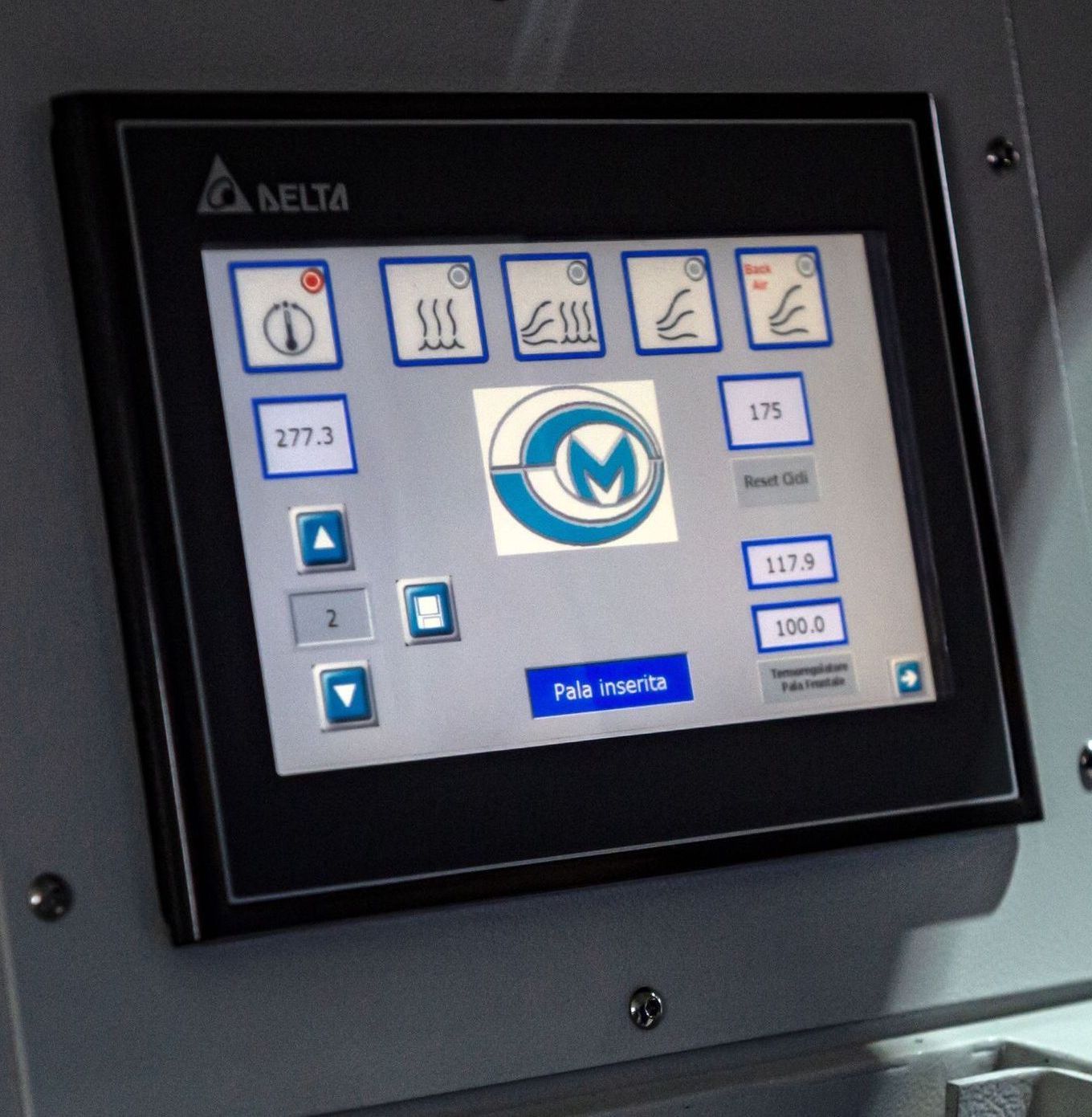 pallas finish systeme gmbh malavasi kittelfinisher universalfinisher hemdenfinisher malavasi deutschland malavasi maschinen malavasi ersatzteile malavasi generalvertretung