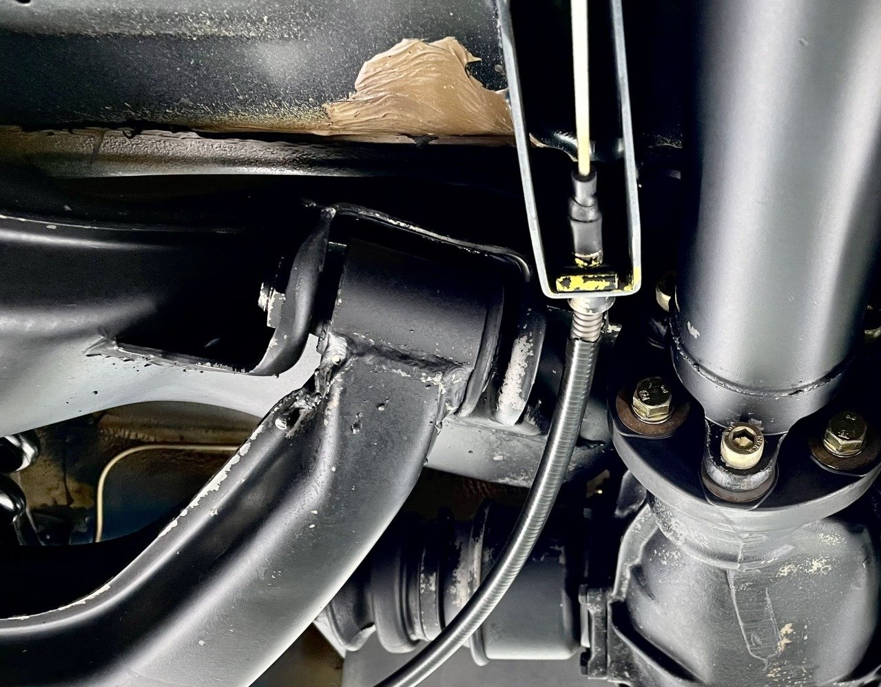 Unterboden W115 mit TimeMAX