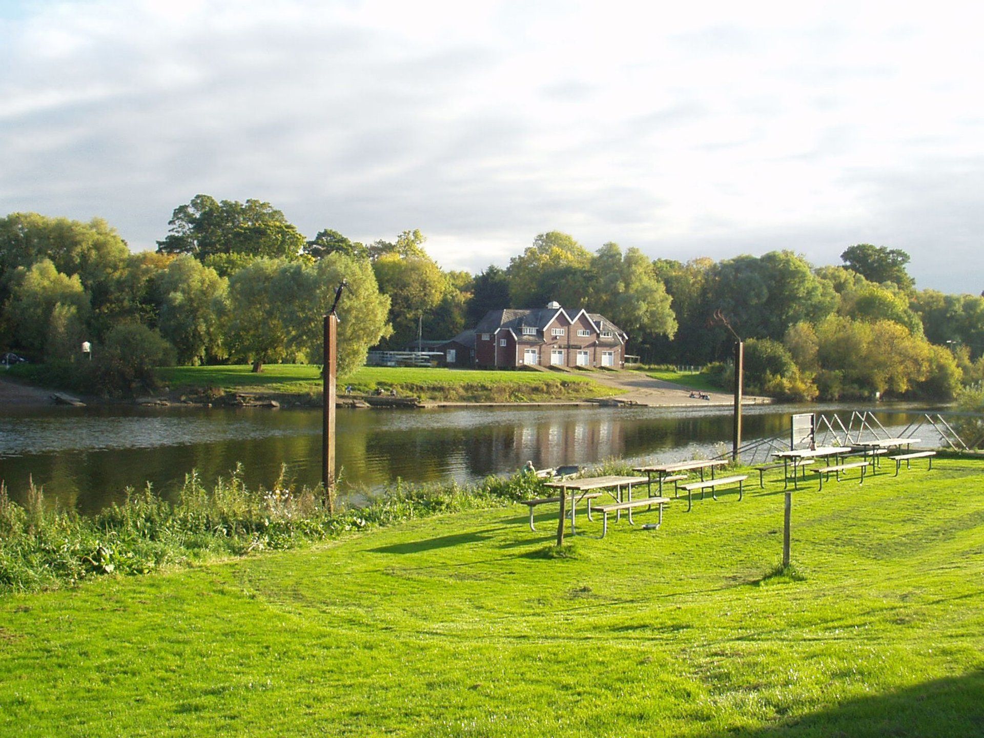 Lower Lode Inn, riverfront view, pub, B&B and campsite near Tewkesbury