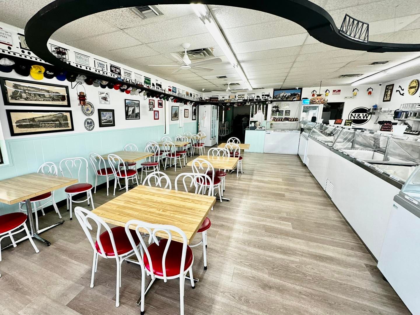 All Aboard Daddy Dee's Daddy Dee's Model Train