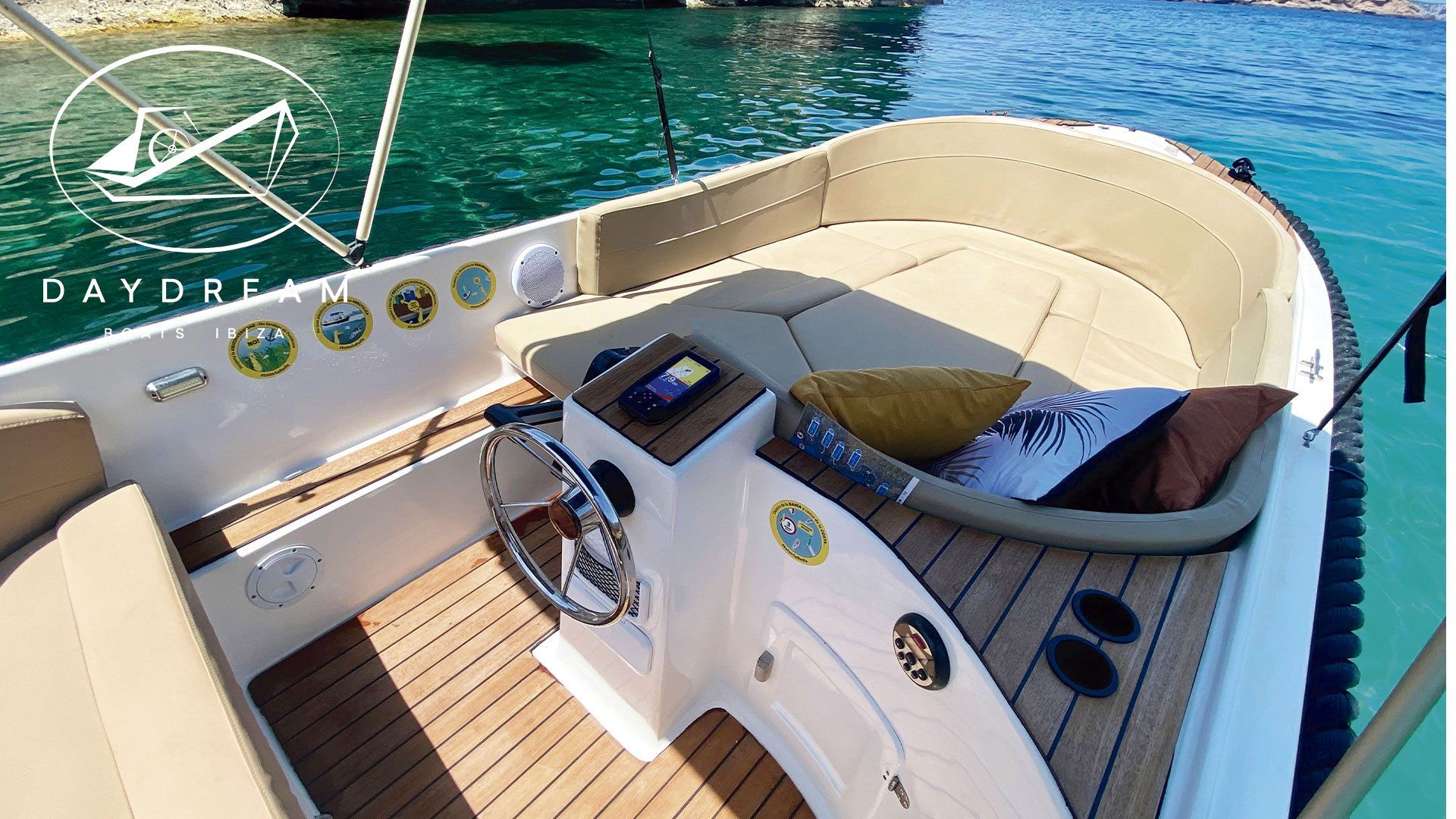 Alquiler barcos sin titulación en San Antonio