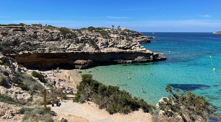 Cala Escondida