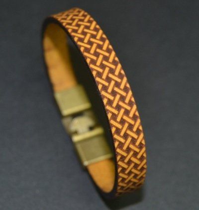 Pulseras grabadas con láser