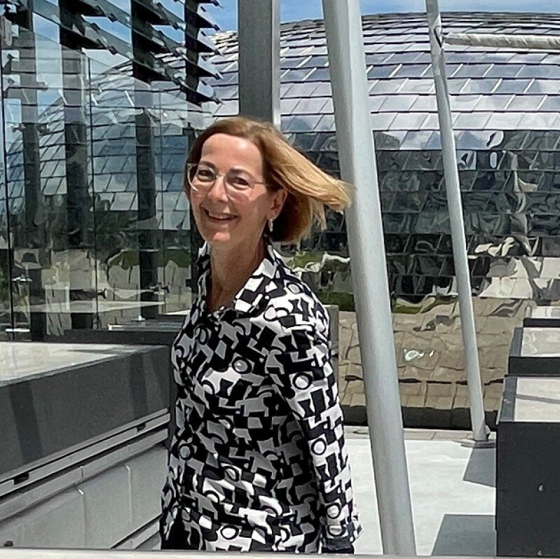 Ihr Kontakt: Simone Grüner Heilpraktikerin und Spezialistin für Hypnose, Hypnosetherapie und Hypnoseausbidlung