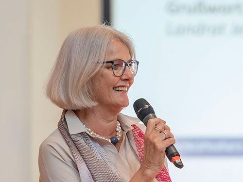 Bettina Tittel bei einem Impulsvortrag zum Thema