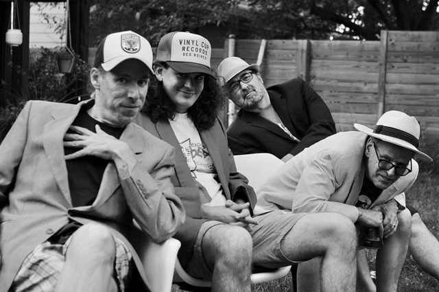 Jimmy and the band pontificate
