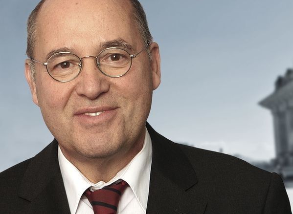 Gregor Gysi - Diskussionsveranstaltung des WCR in Berlin