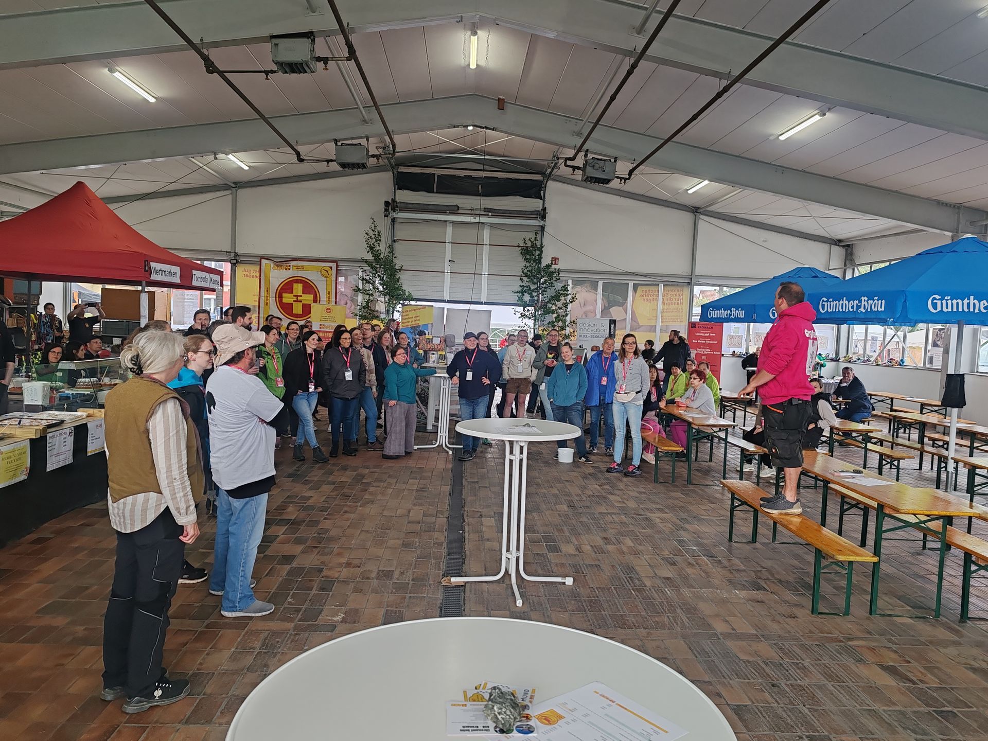 Dogsfunfair und die Rettungshundestaffel in kronach haben eine tolle organisation auf die Beine gestellt.