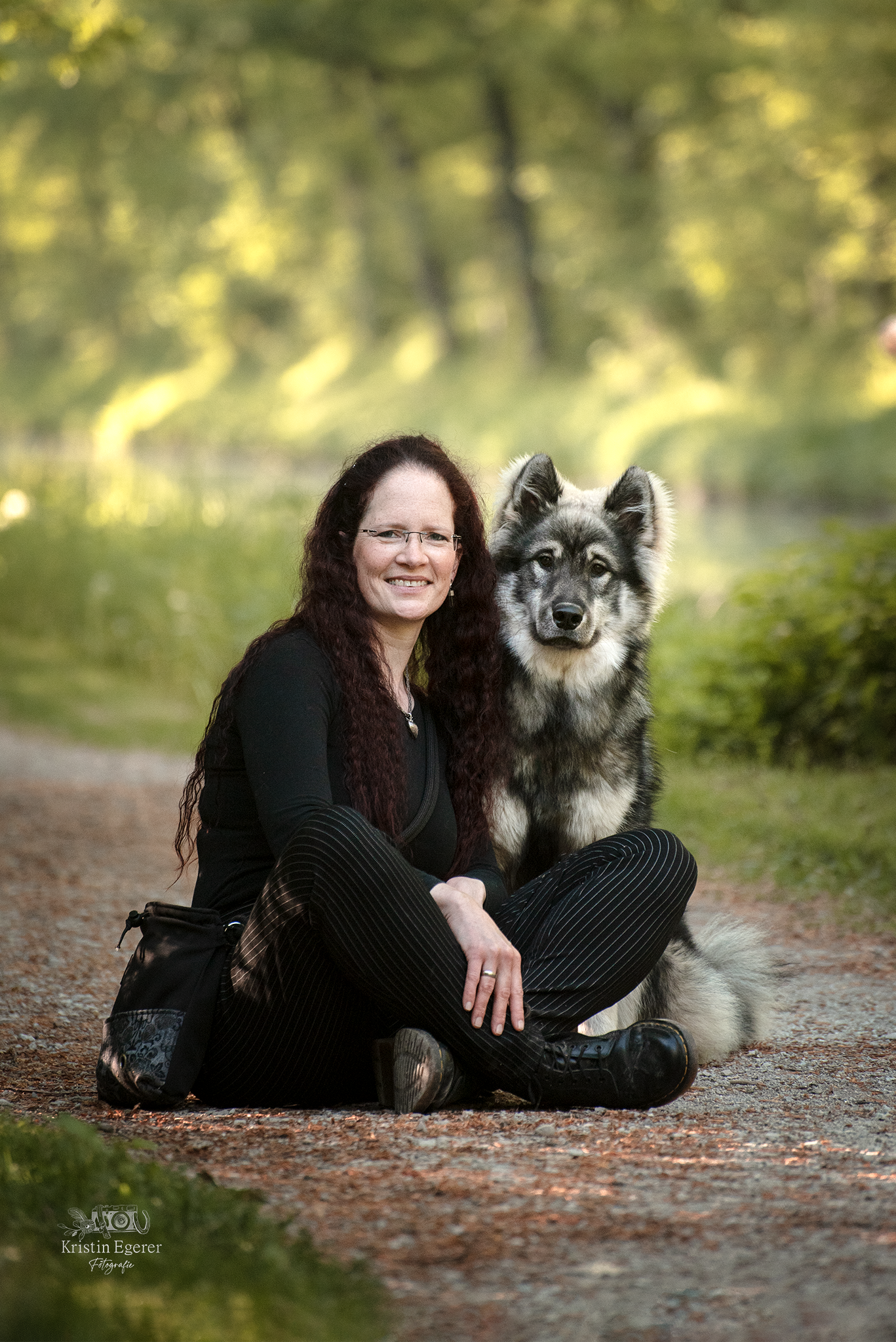 Eurasier Capone-Groll vom Lerchensporn mit Frauchen