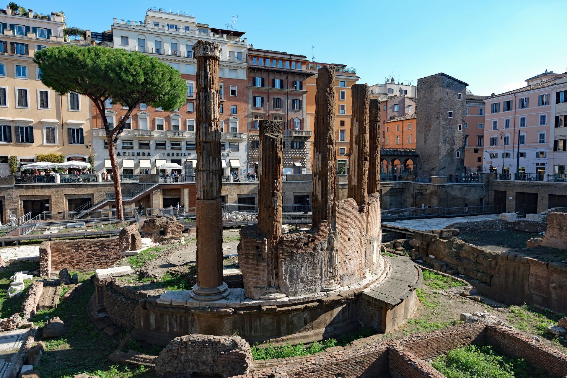 Tempel B am Largo Argentina