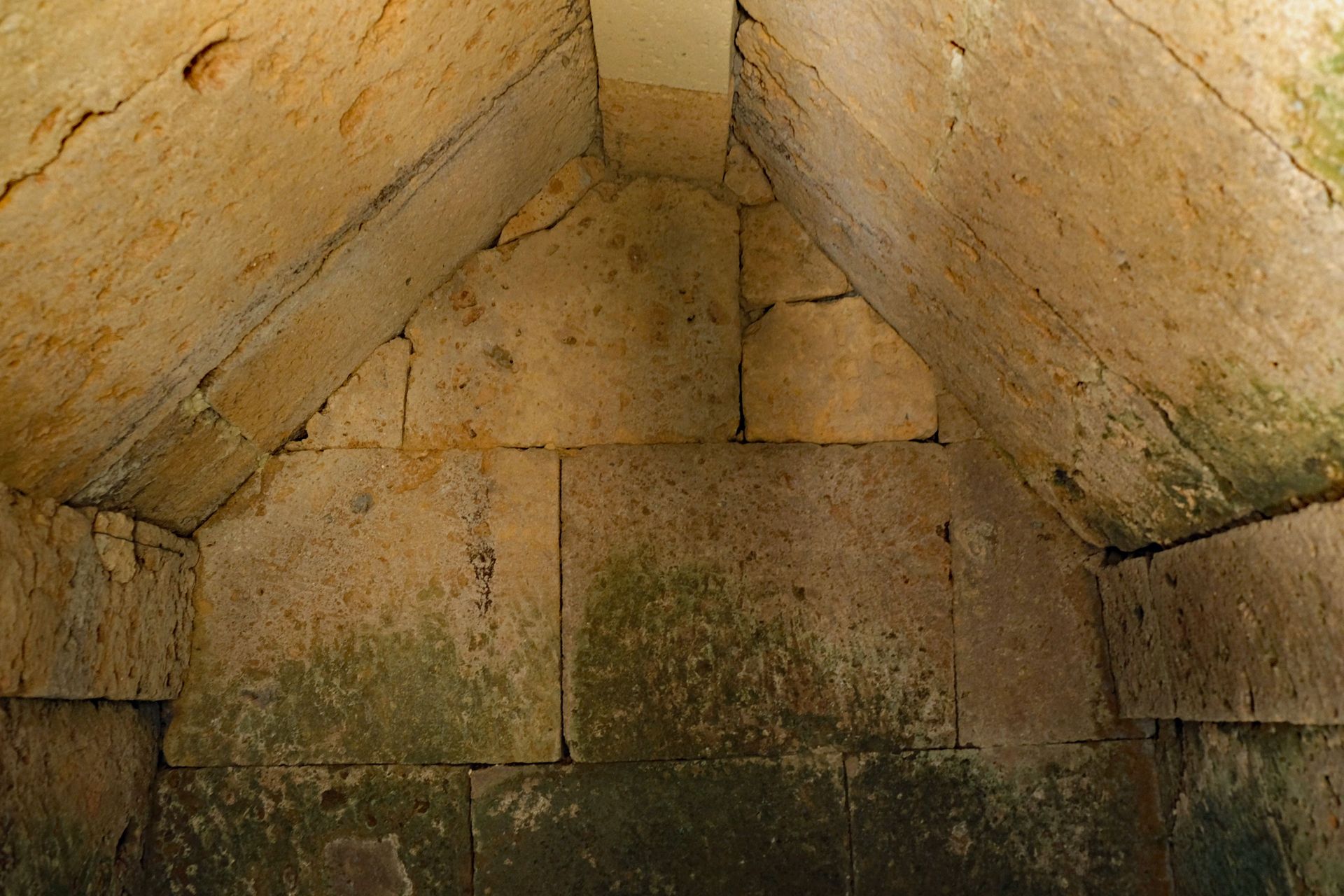 Nekropole Crocifisso del Tufo in Orvieto