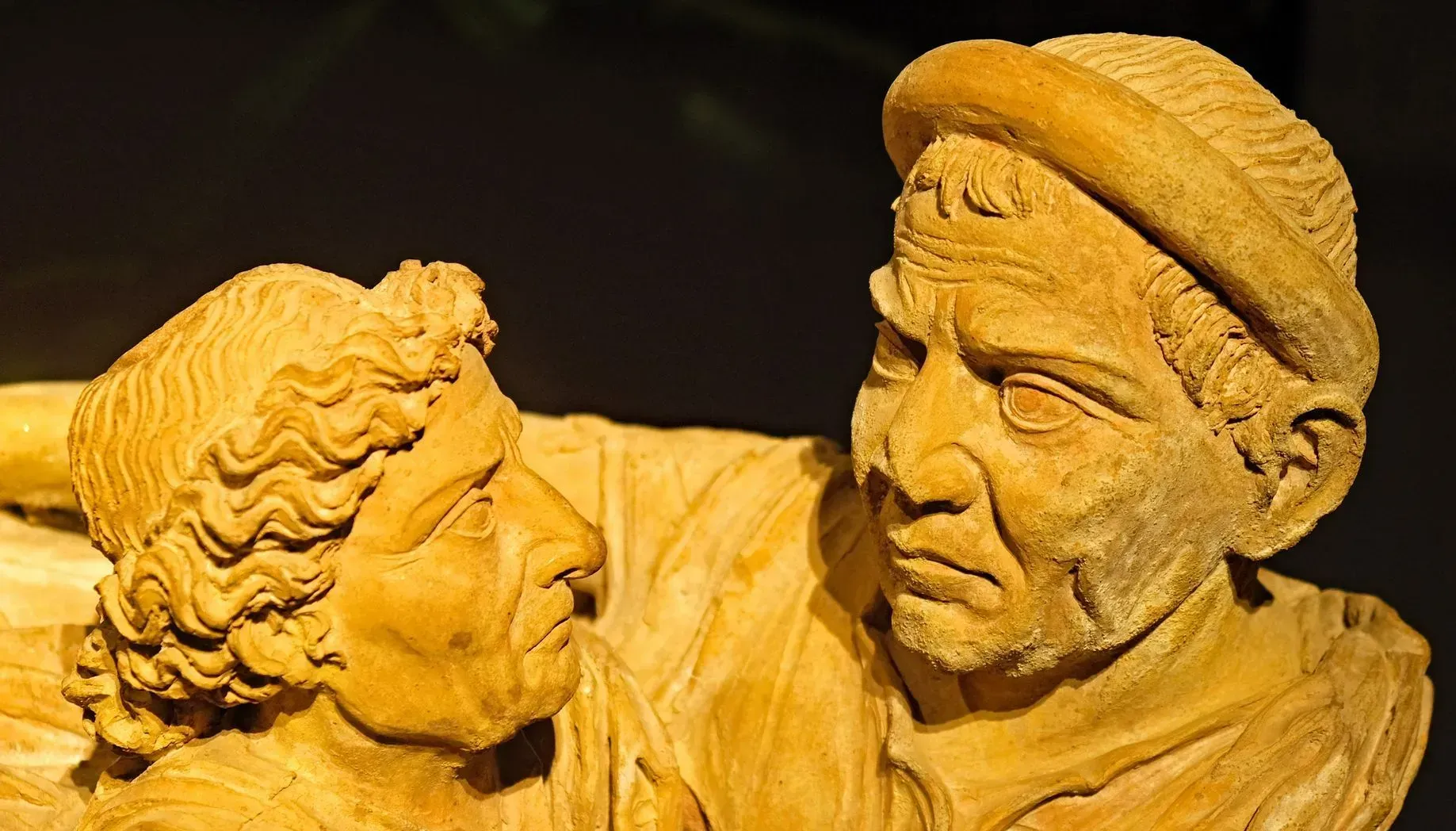 Die Urne des Ehepaares Volterra