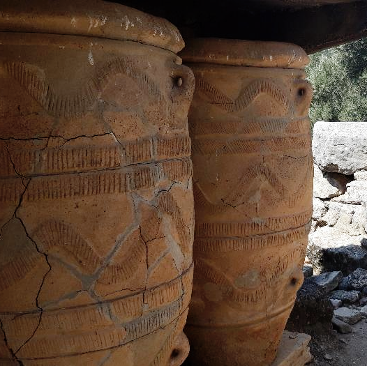 Pithos, Vorratsgefäß aus Ton