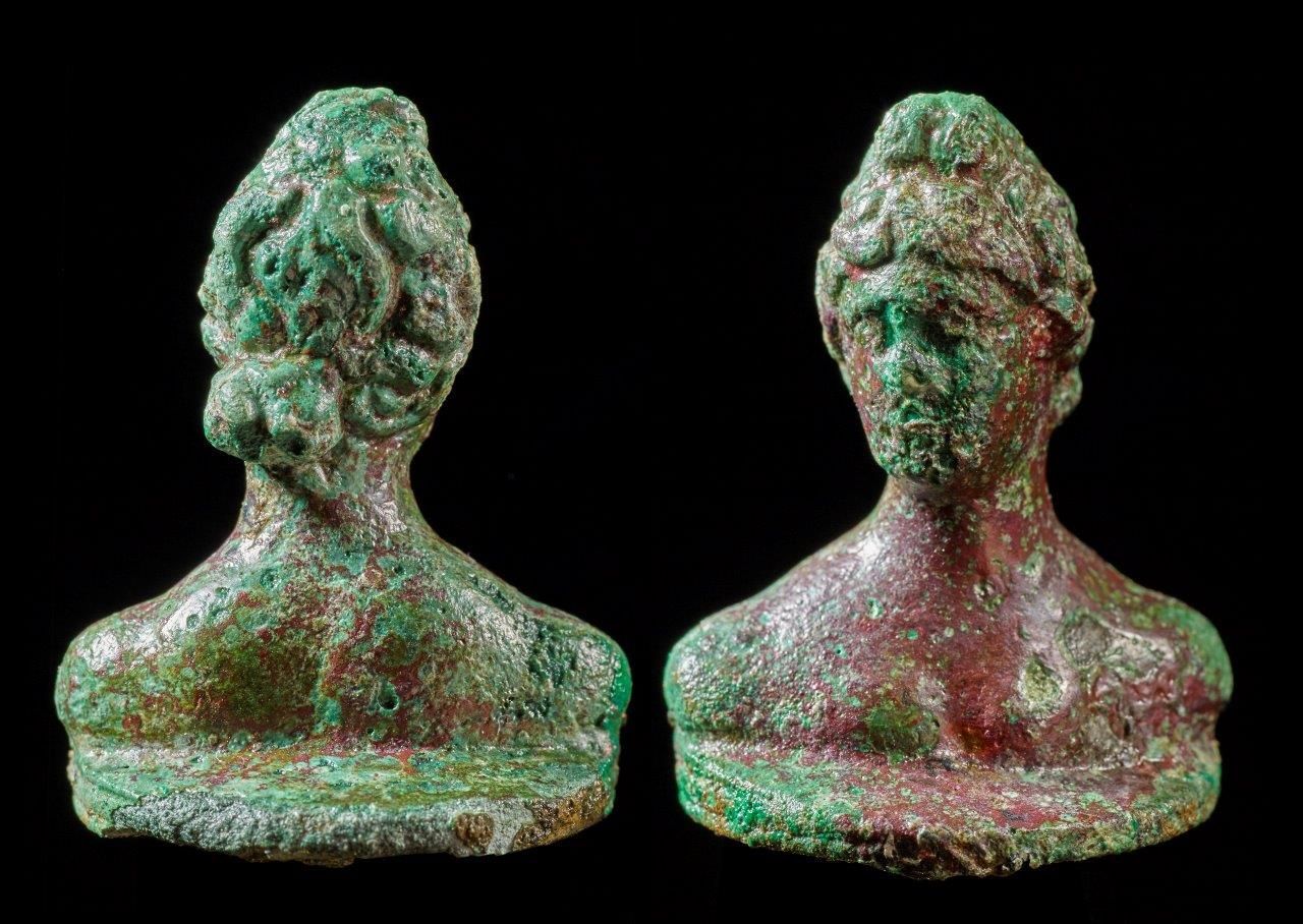 Römische Schnalle mit Darstellung des Kampf von Herakles mit dem nemeischen Löwen, 3.-4. Jh. n. Chr., Fundort: Hilden, Kreis Mettmann (LVR-LandesMuseum, Foto: J. Vogel)