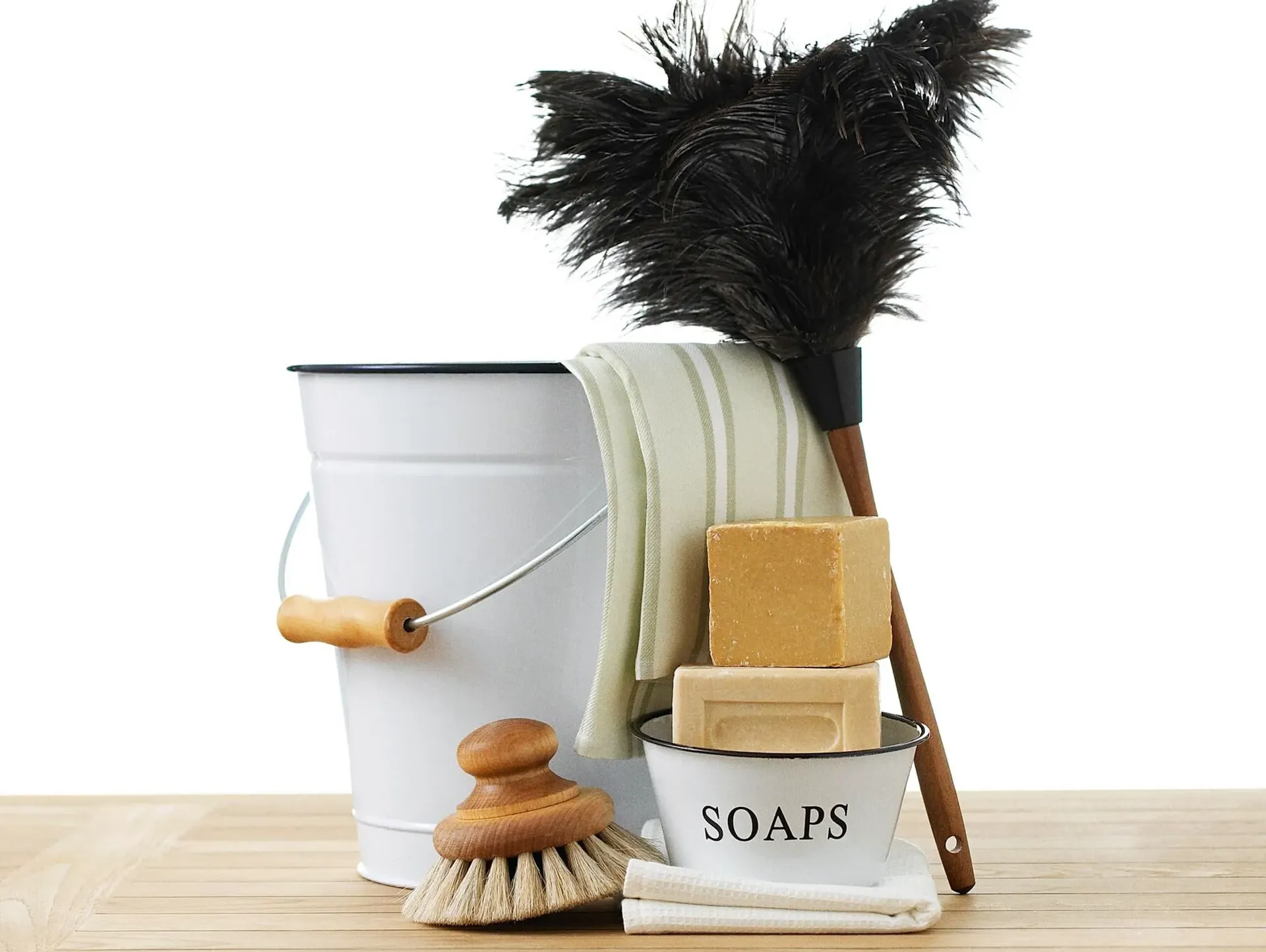 Gebäudereinigung, wohnungsreinigung