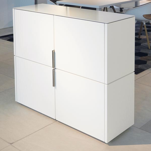 ip20 cubus: Schränke und Regale von ip20 Möbel nach Maß.