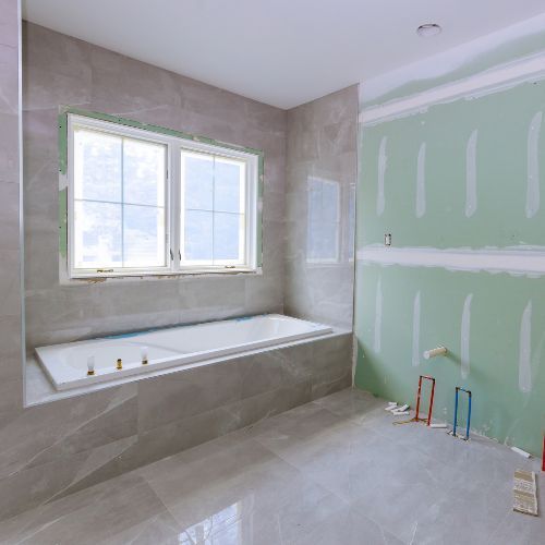 Badezimmer was grade saniert wird