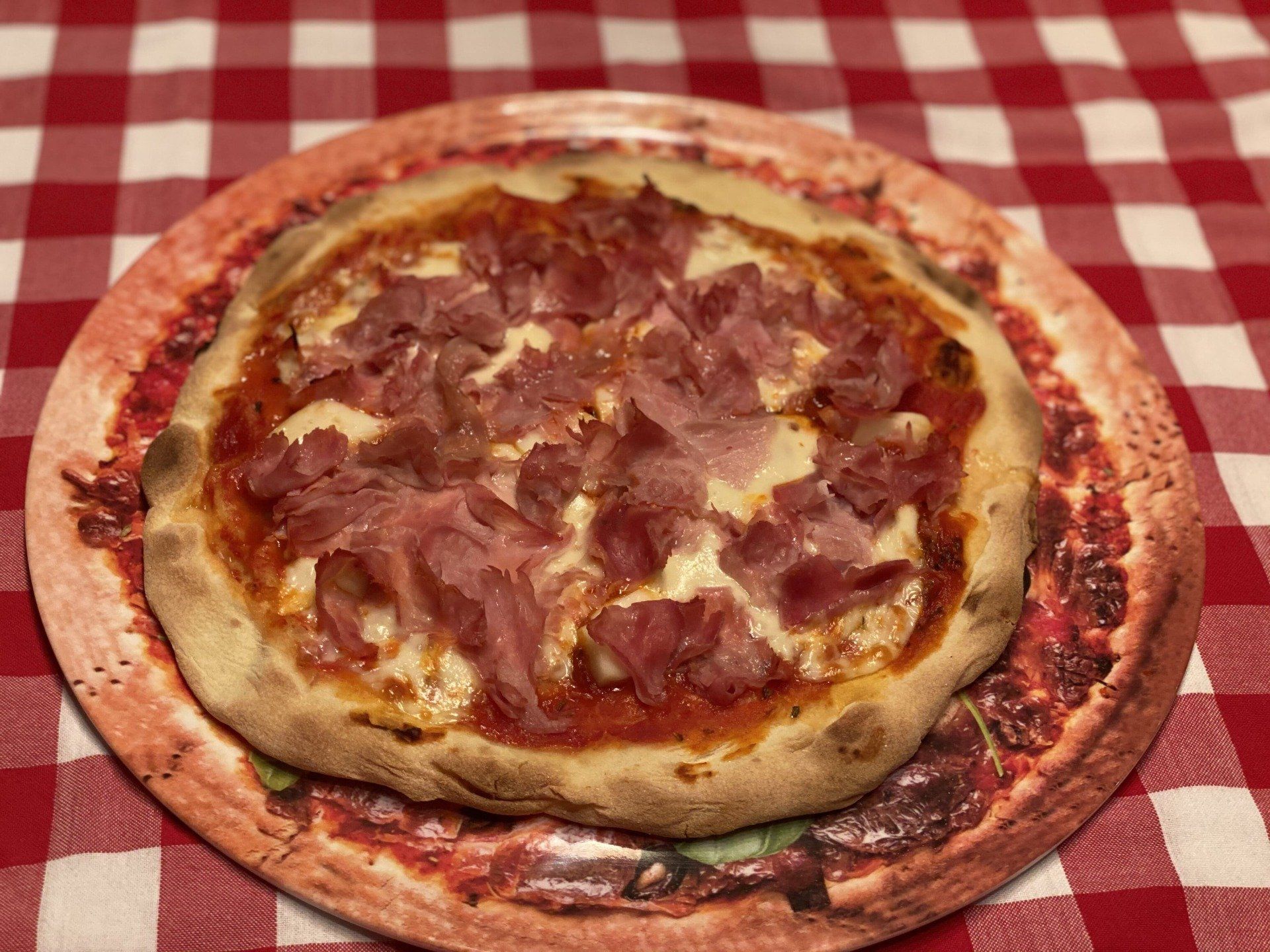 pizza casera de jamon cocido y queso