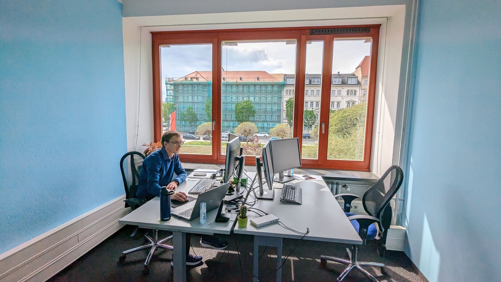 Bei uns ist es möglich direkt am See zu arbeiten