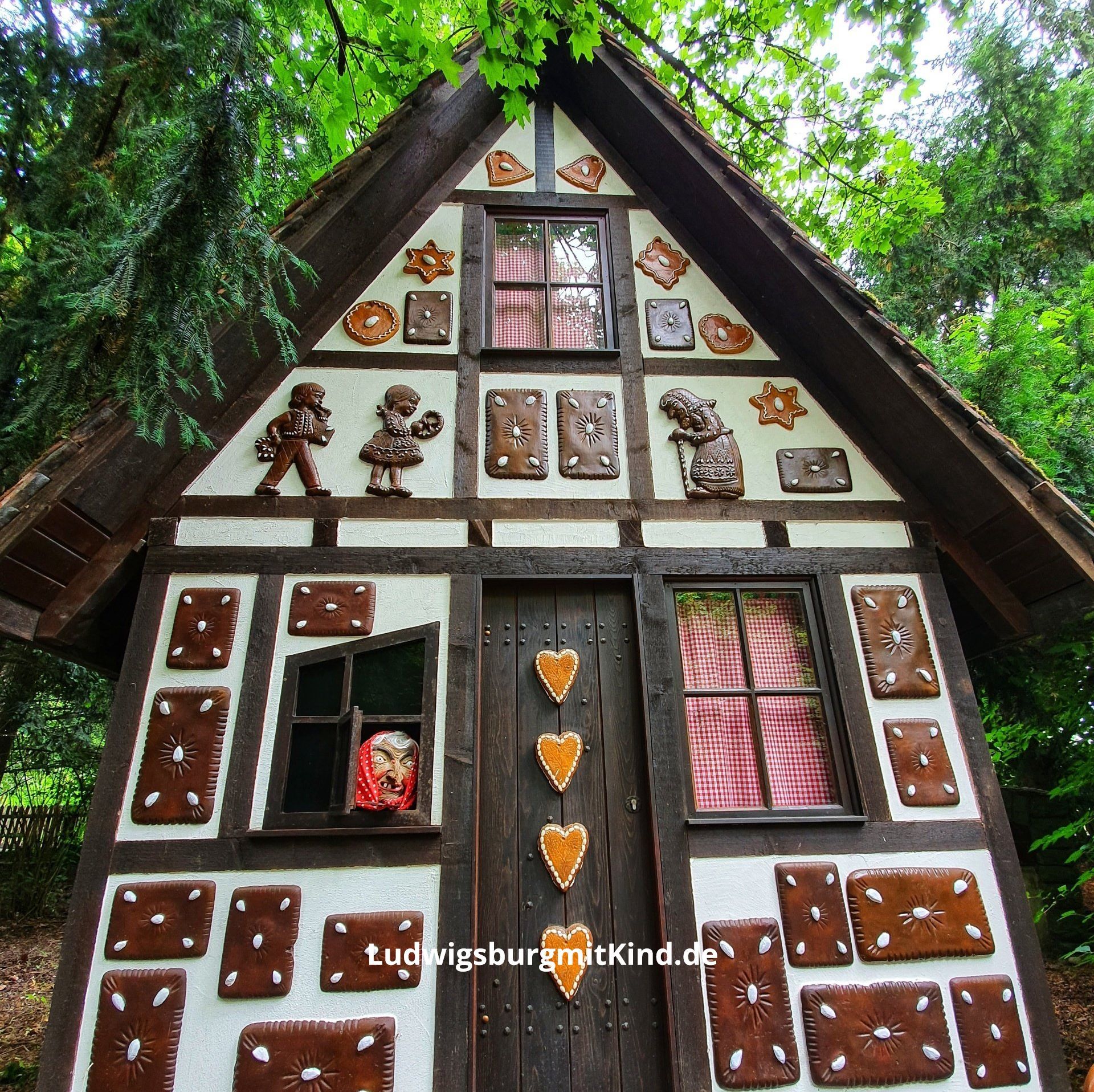 Märchengarten Ludwigsburg, Blüba, Blühendes Barock,  Erlebnispfad, Ausflugsziel für Familien mit Kindern Märchengarten Ludwigsburg, Blüba, Blühendes Barock,  Erlebnispfad, Ausflugsziel für Familien mit Kindern