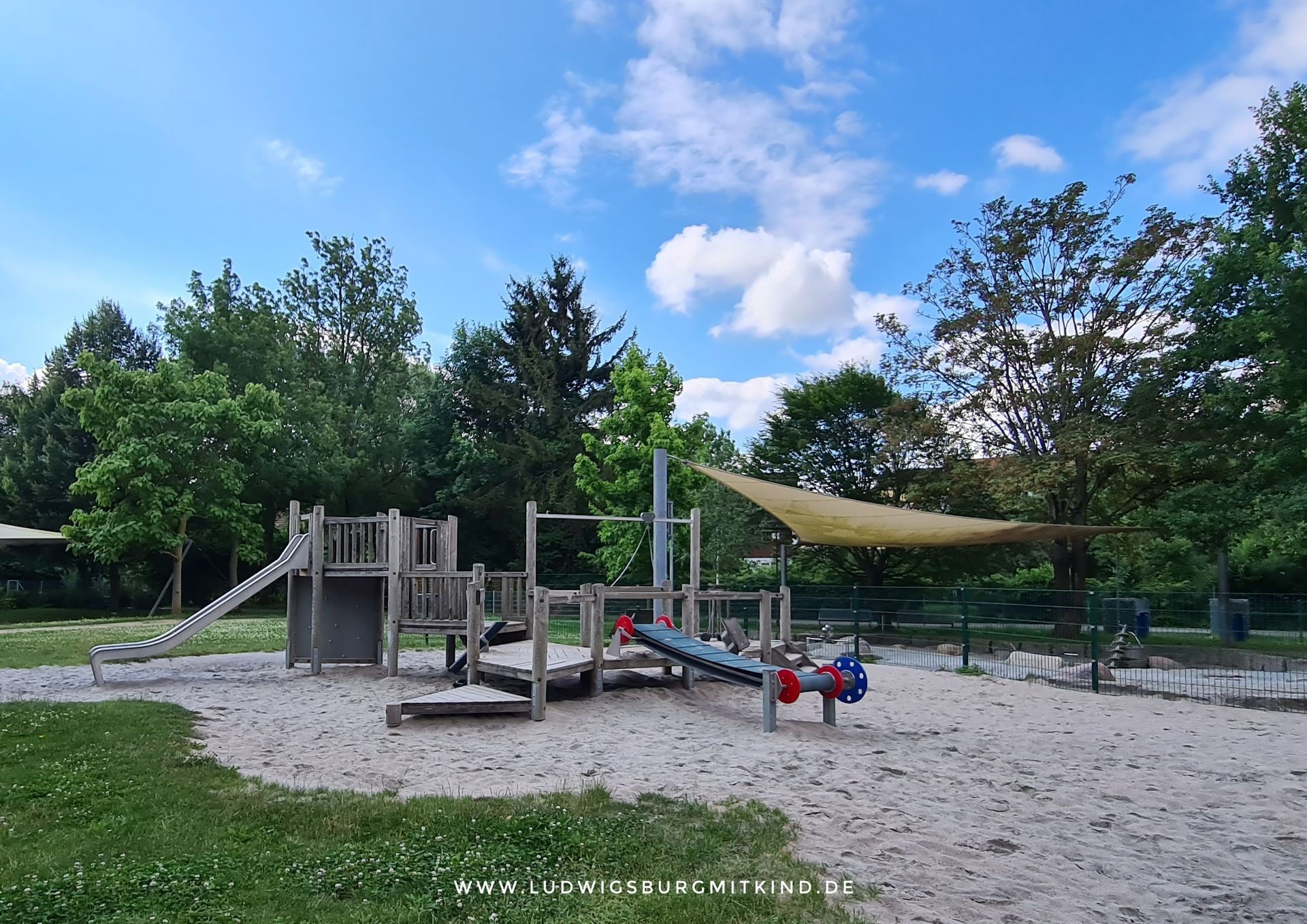 Wasserspielplatz Illingen im Enzkreis. Familienausflugsziel