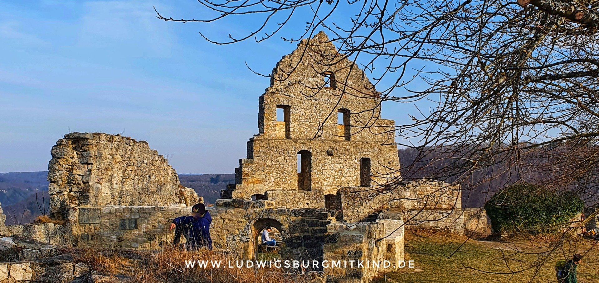 Familienausflugsziel Burg Hohenurach Schwäbische Alb Familienausflugsziel Burg Hohenurach Schwäbische Alb