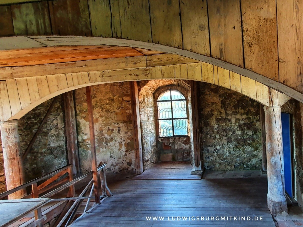 Historische Gemäuer im Museum der Burg Guttenberg.