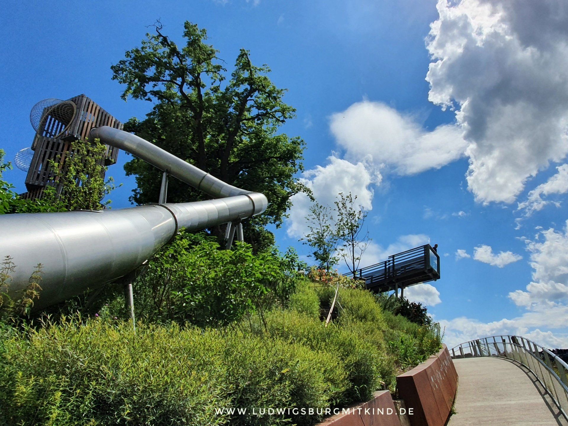 Der Berg der Kinder mit Rutsche in Schwäbisch Gmünd, ein Ausflugsziel des Entdeckerpasses der Ostalb