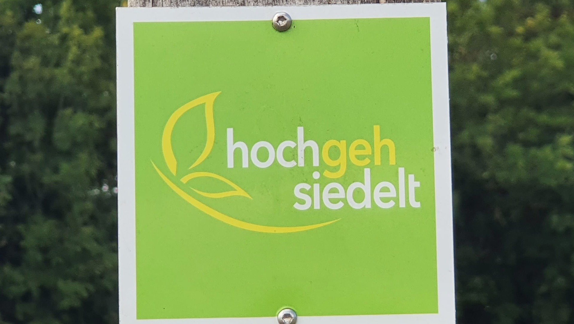 Wegweiser Hochgehsiedelt