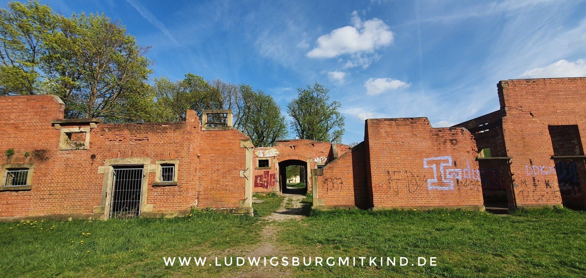Die Ruine der Pferdeställe Marienwahl, ein Lost Place Ludwigsburg.