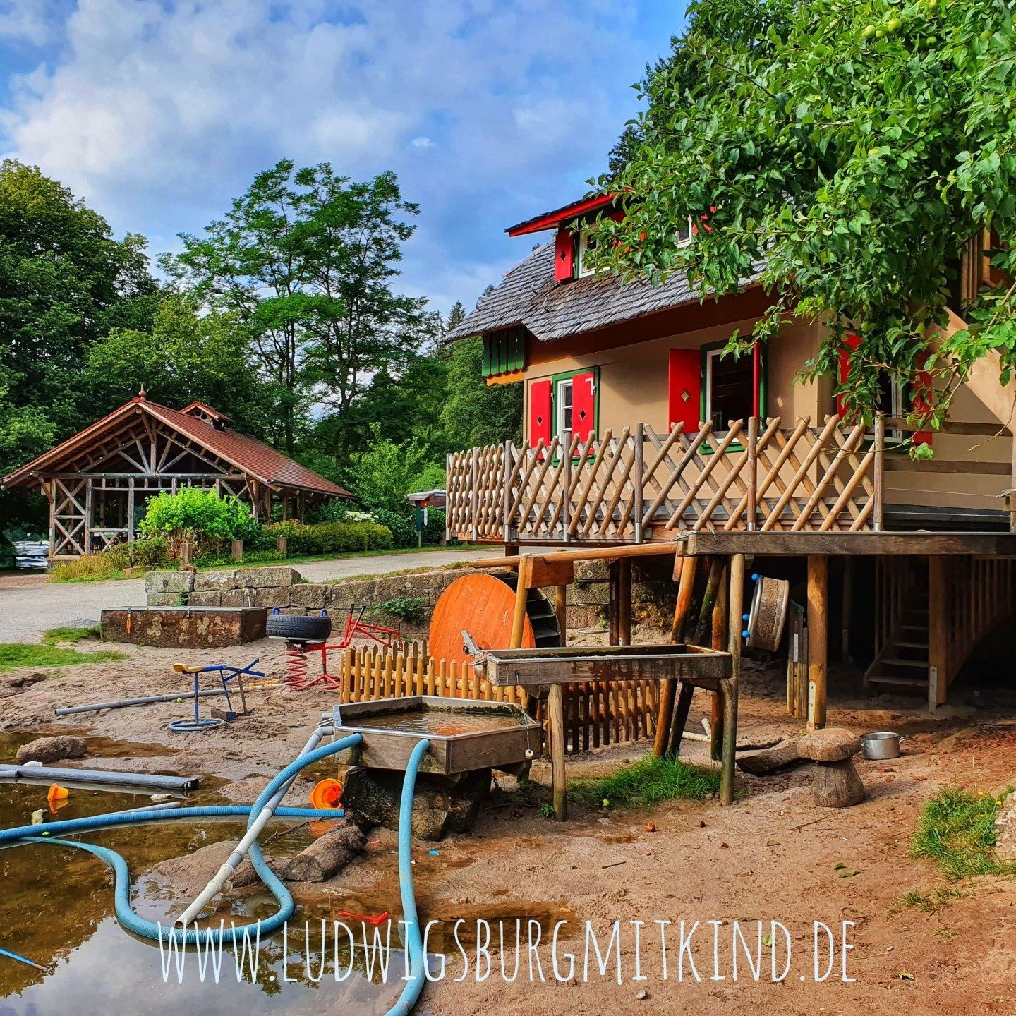 Abenteuerurlaub im Fass im Schwarzwald auf dem Kleinenzhof, Campingplatz für Familien Abenteuerurlaub im Fass im Schwarzwald auf dem Kleinenzhof, Campingplatz für Familien