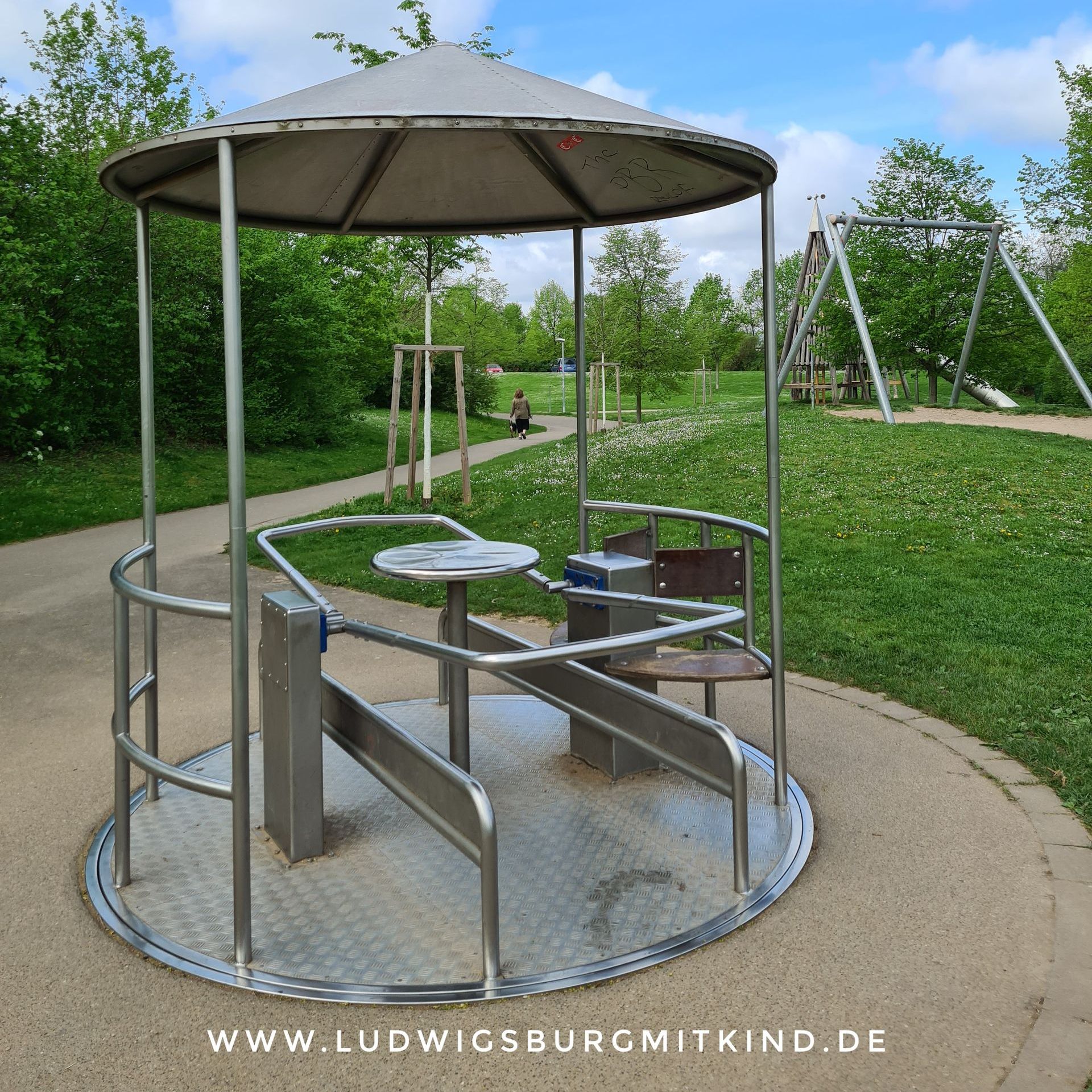 Stuttgart Espan inklusiver Spielplatz für Familien mit Kindern
