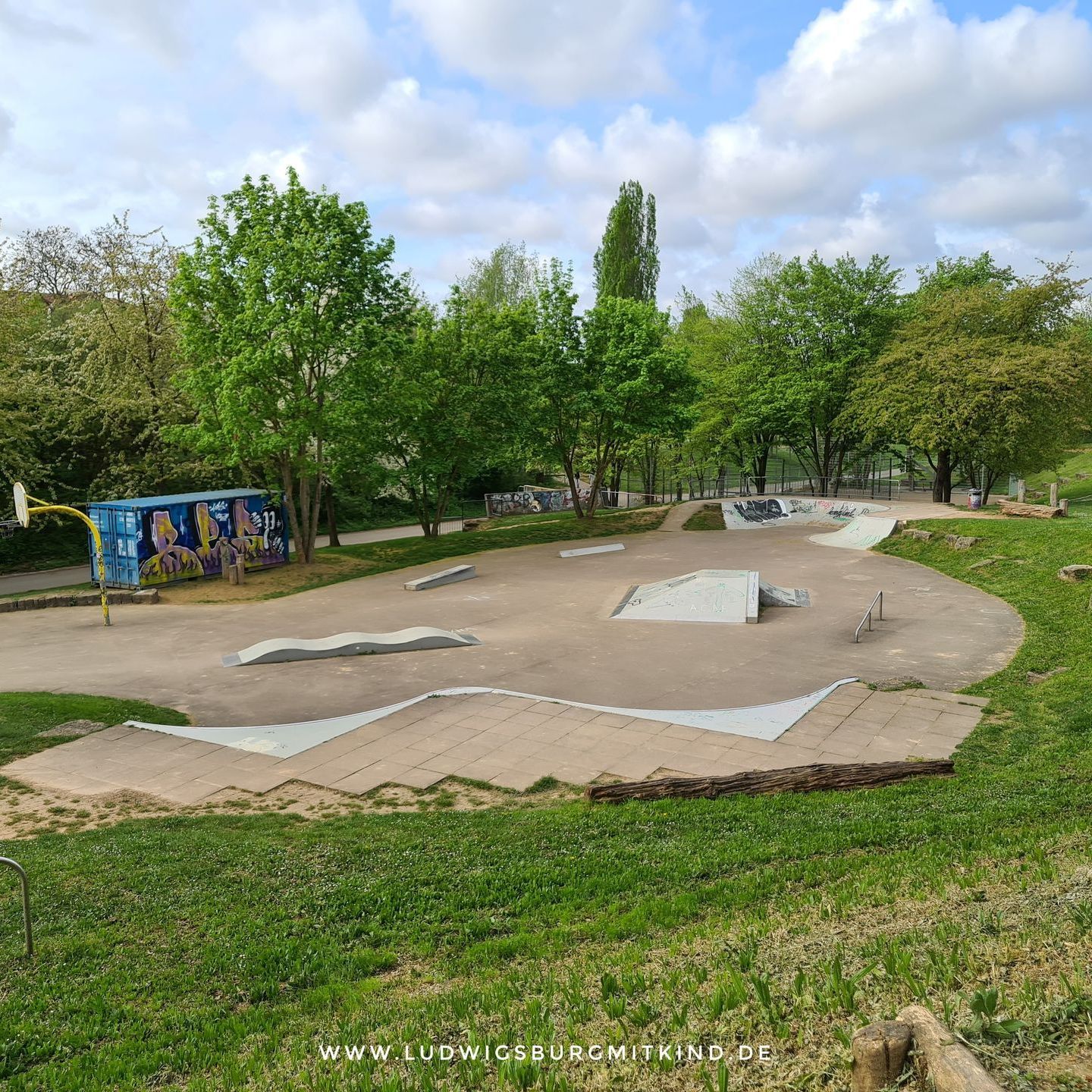 Spielplatz Pumptrack Stuttgart Espan