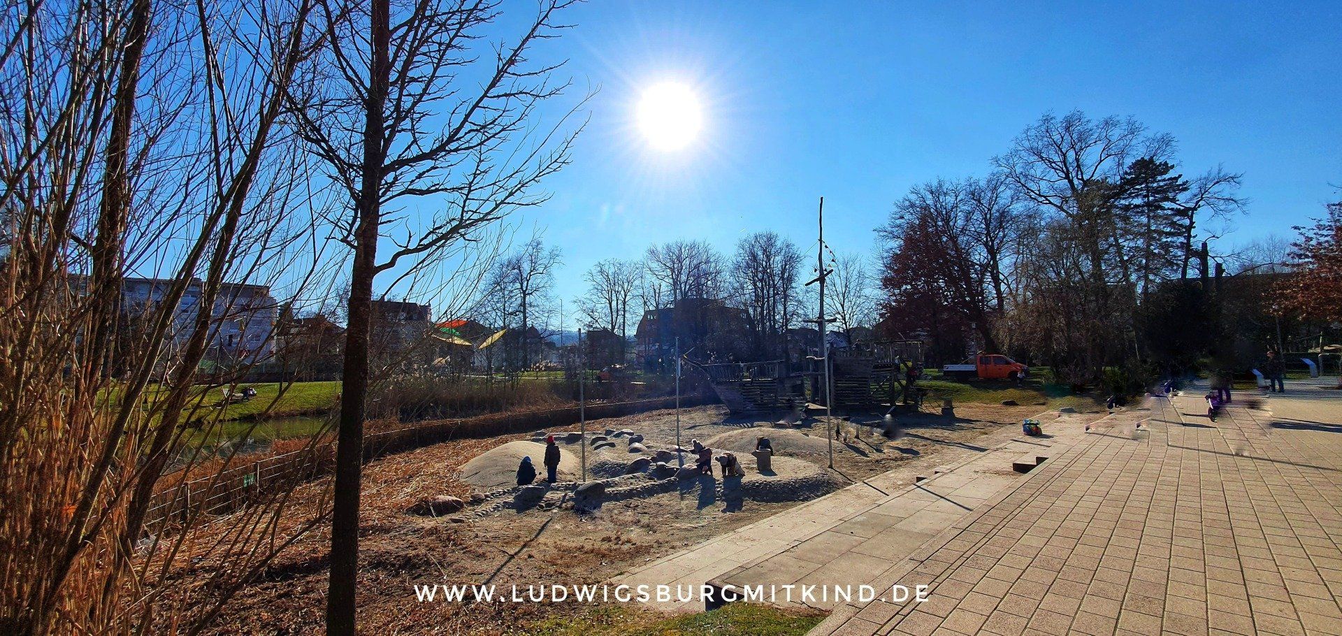 Spielplatz im Stadtpark Schorndorf im Remstal Ausflugsziel für Familien Spielplatz im Stadtpark Schorndorf im Remstal Ausflugsziel für Familien