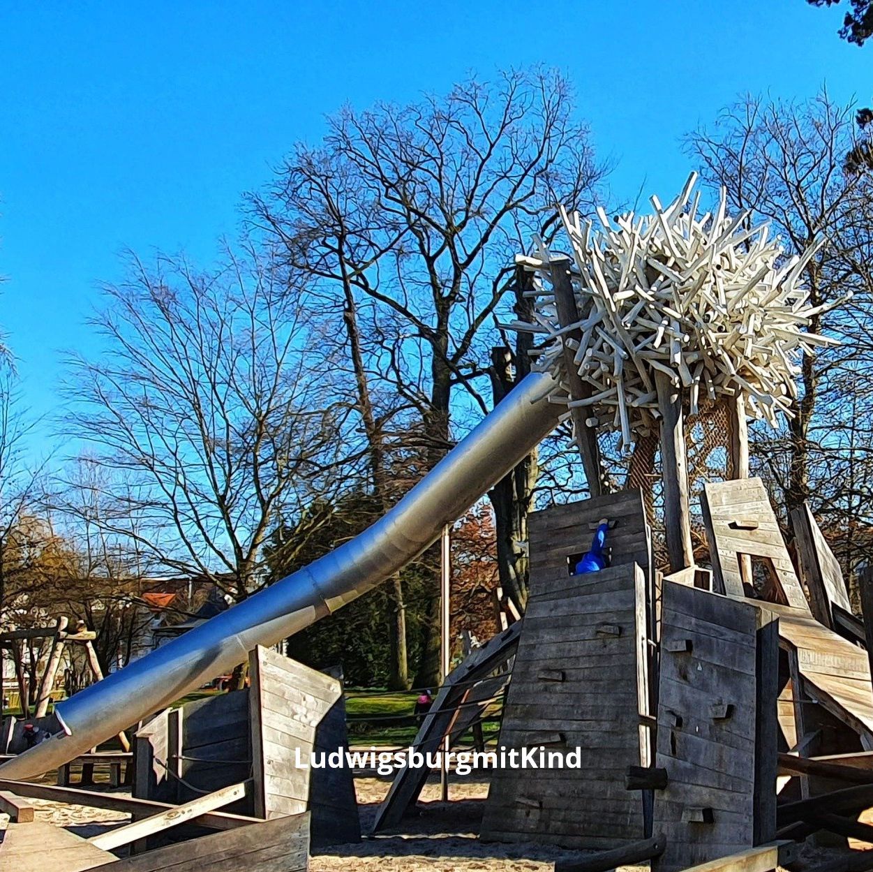 Spielplatz im Stadtpark Schorndorf im Remstal Ausflugsziel für Familien