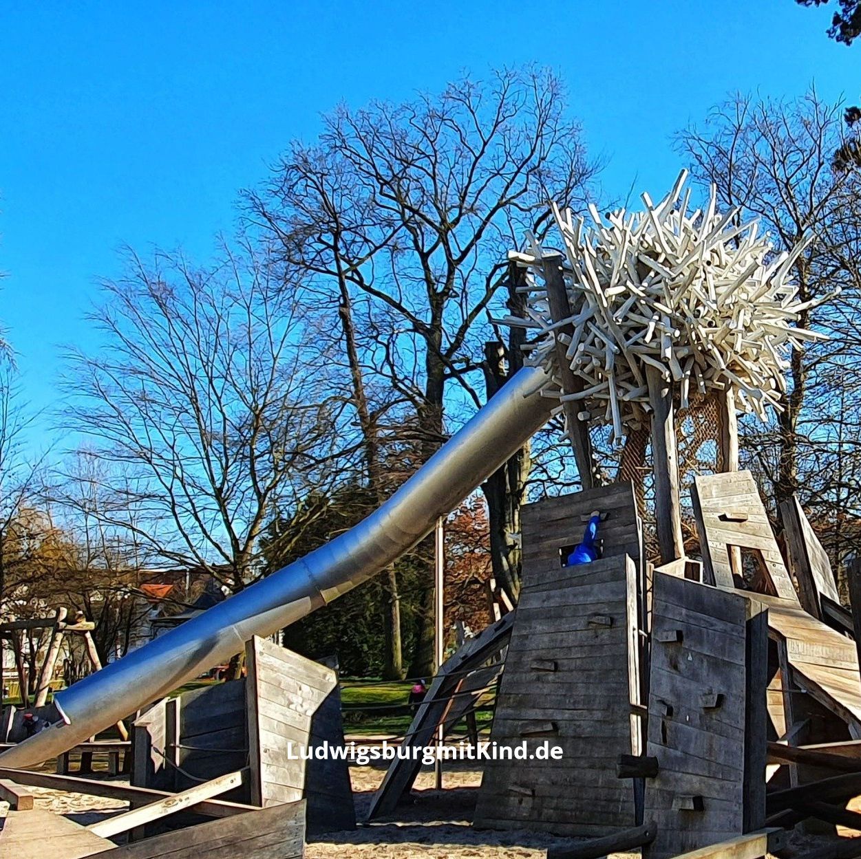 Spielplatz im Stadtpark Schorndorf im Remstal Ausflugsziel für Familien