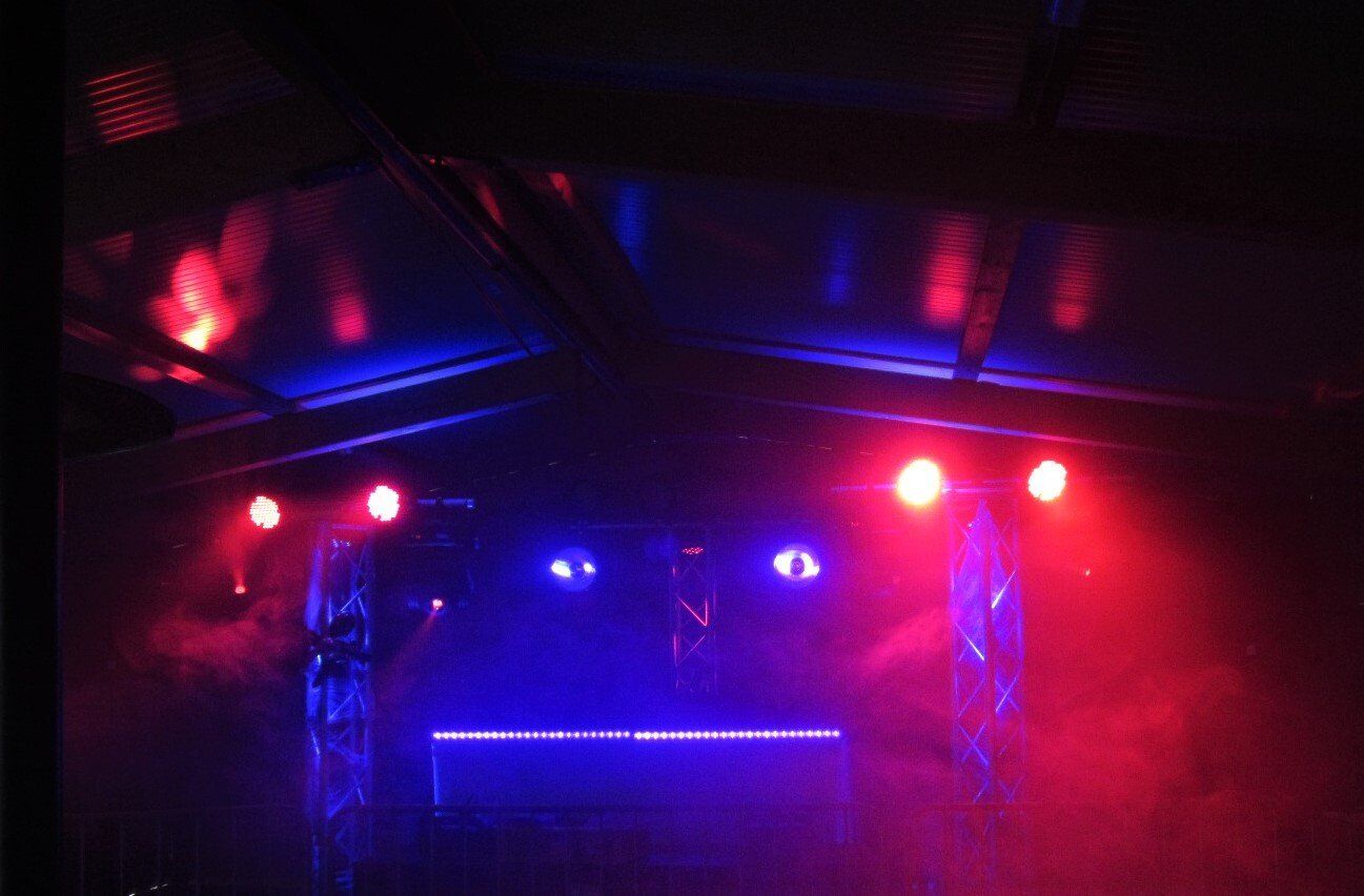 Veranstaltungstechnik, Partybeleuchtung, DJ, Lichteffekte