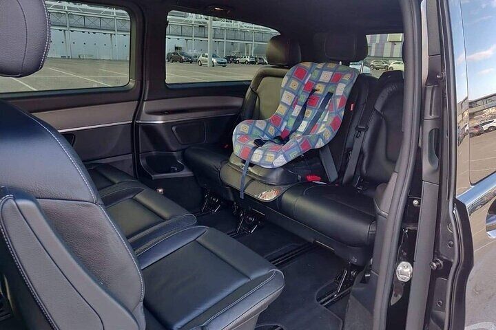 Travel between cdg airport and Disneyland Paris Shuttle