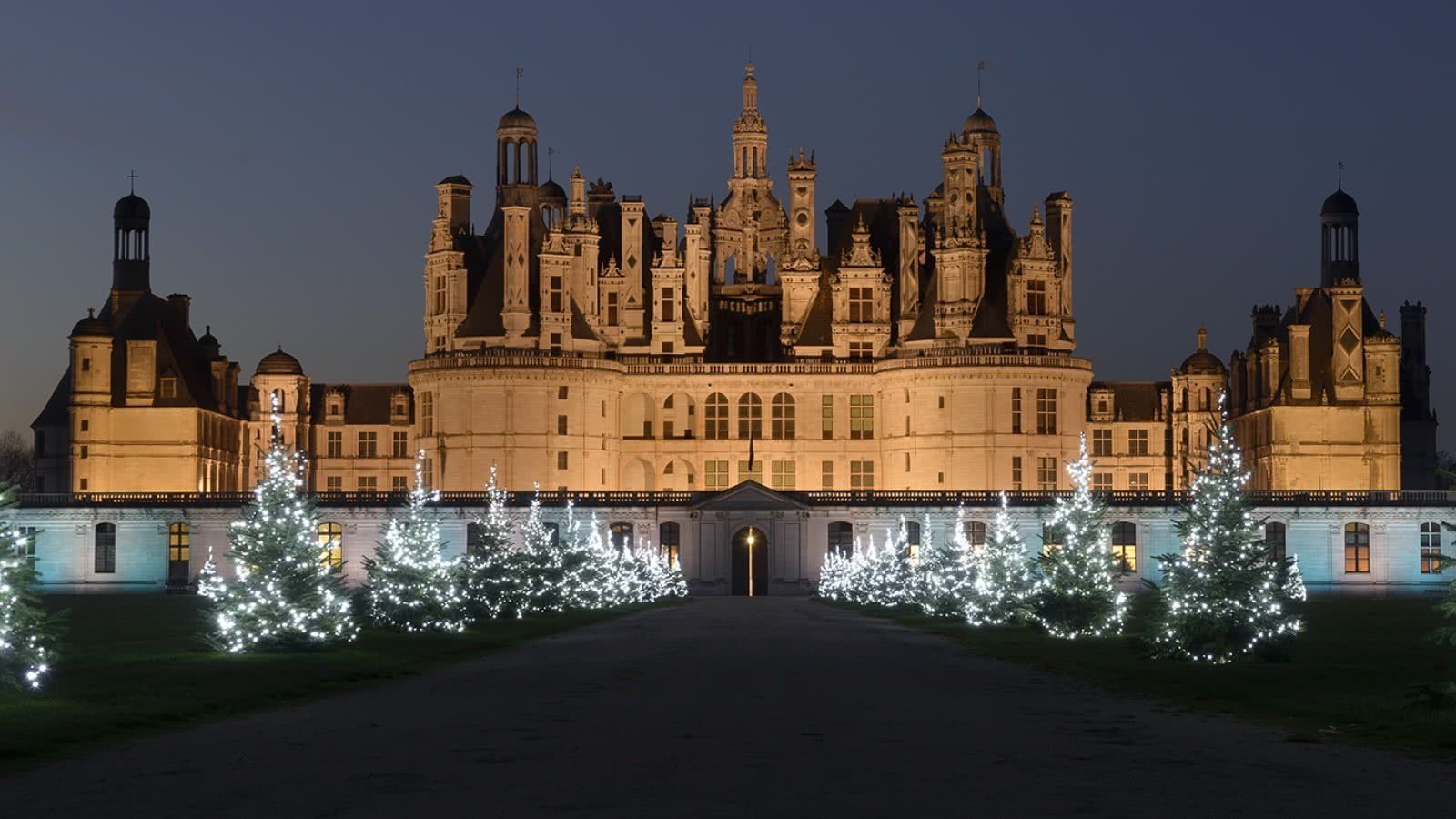 Discover beautiful spaces in France city