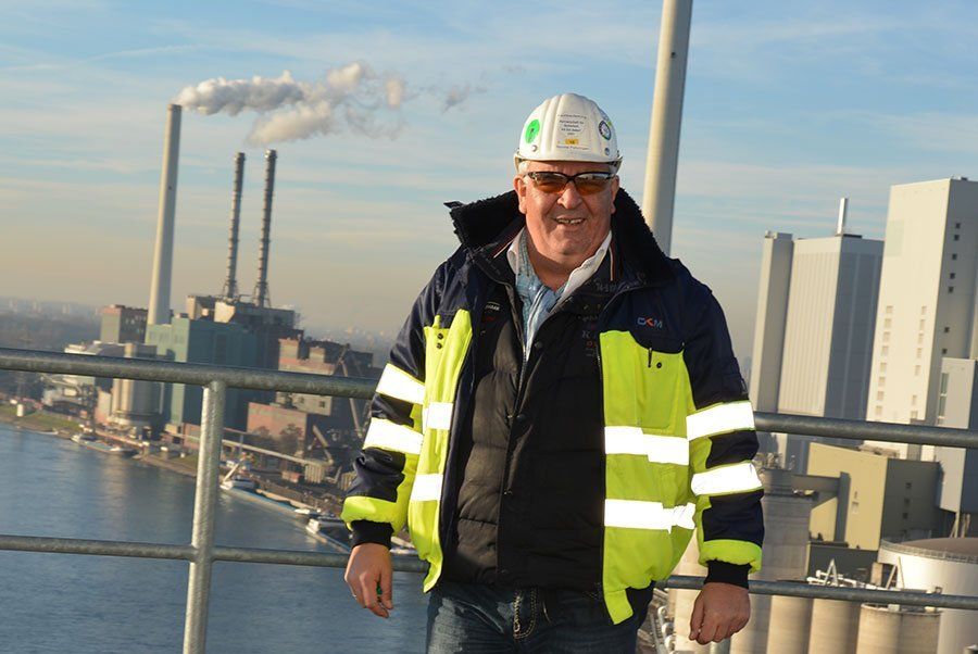 Wir machen die Ziele unserer Kunden zu unseren Zielen. Offene und wertschätzende Zusammenarbeit. Unsere Zusammenarbeit ist geprägt von gegenseitigem Respekt, Vertrauen, kooperativem Umgang und offenem Kommunikationsverhalten.