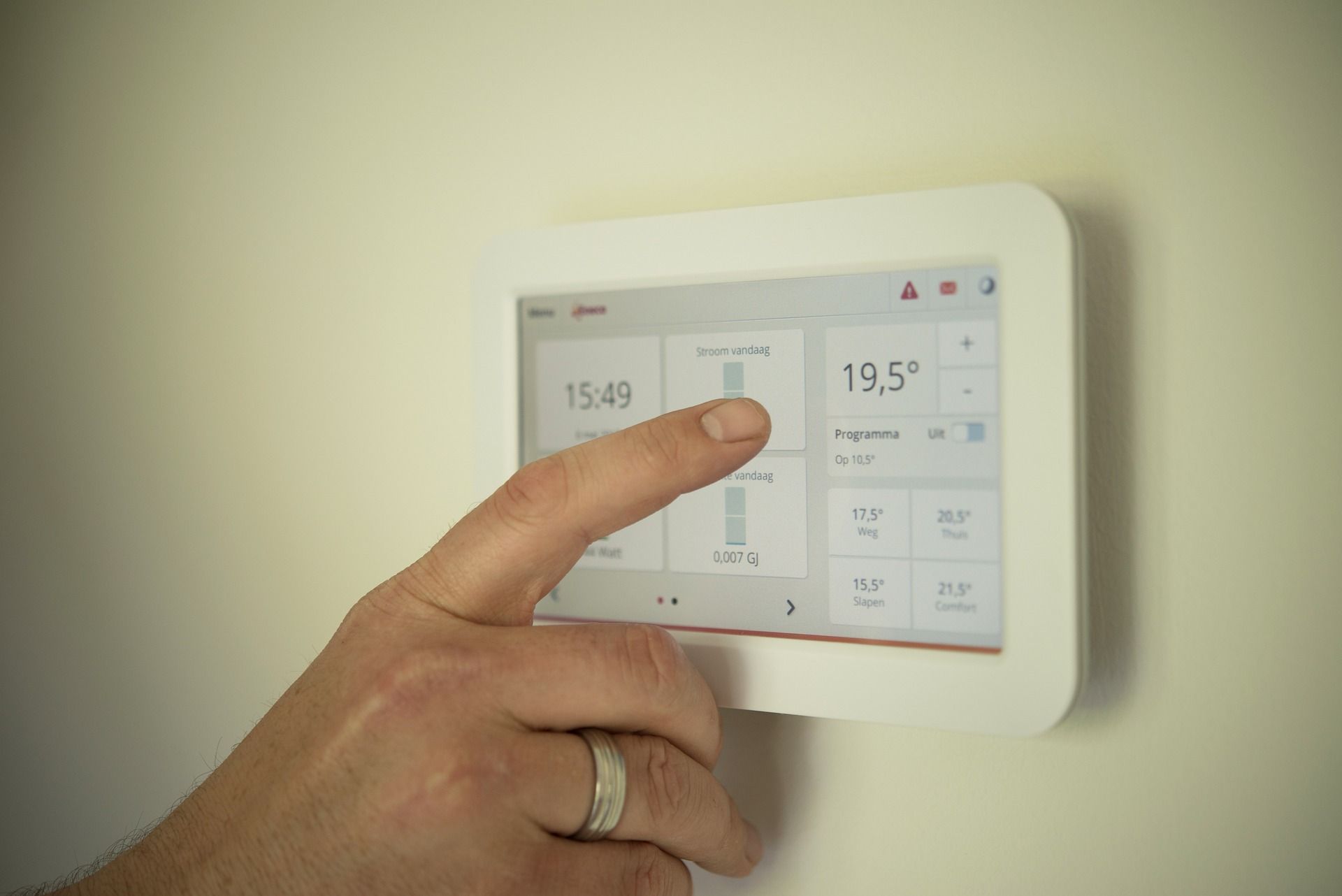 smart home systeme energieffizient luenebau