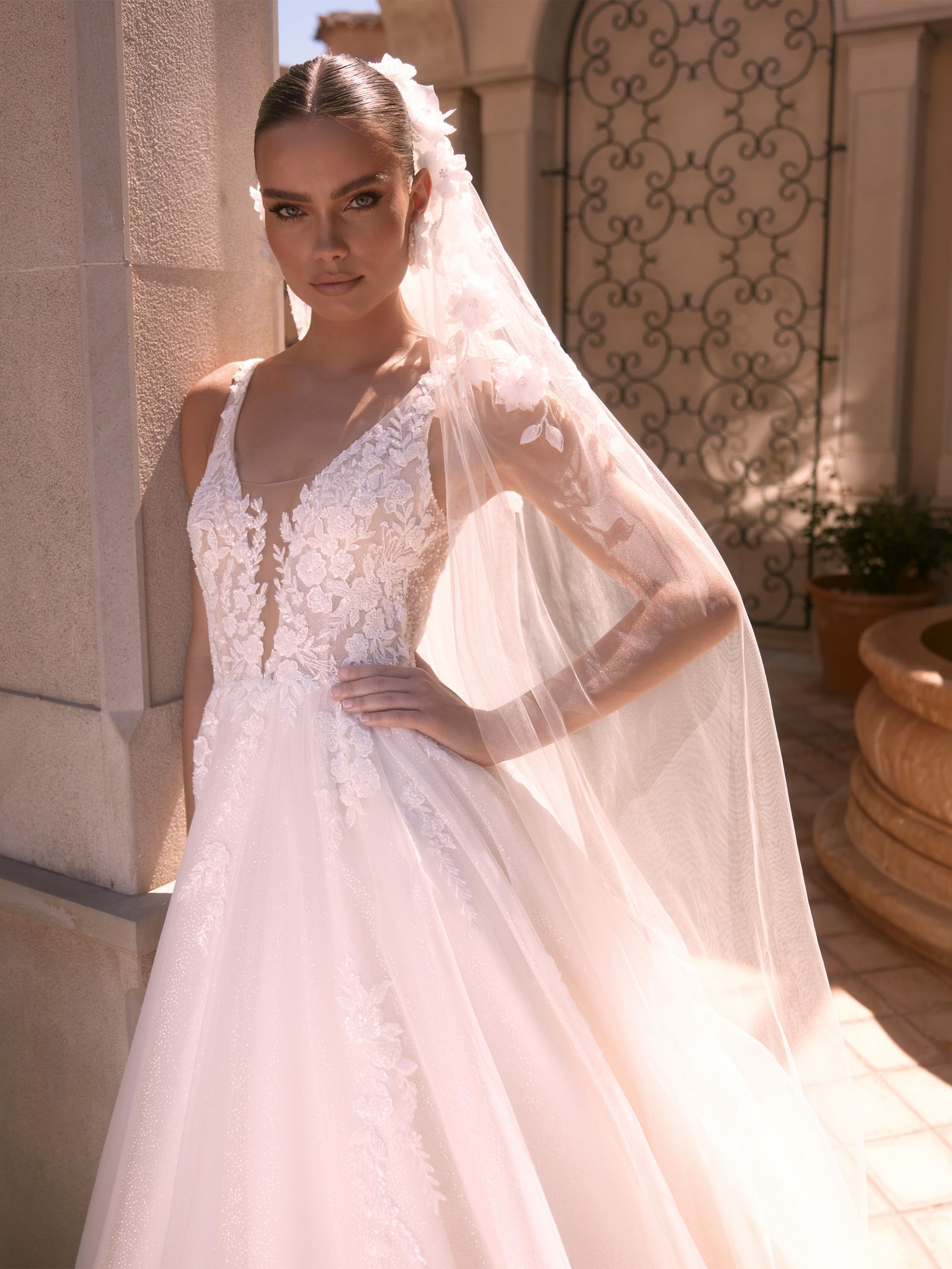 prinzessinen brautkleid mit glitzer für die braut aus Mülheim