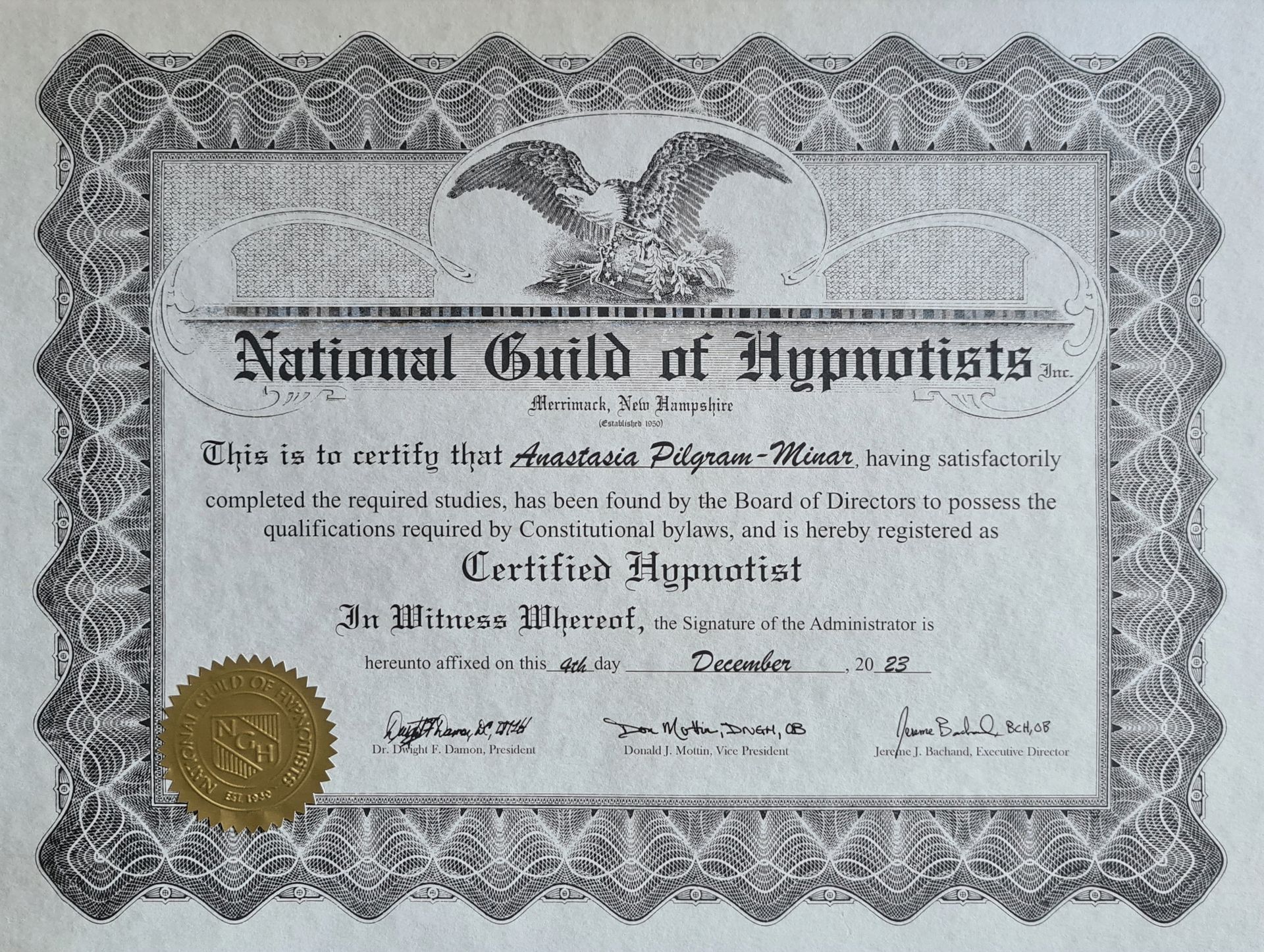 Zertifiziert durch die National Guild of Hypnotists (USA) - die weltweit größte und älteste Organisation für Hypnose. Diese international anerkannte Qualifikation bestätigt meine fundierte Ausbildung und Kompetenz als Hypnotistin. Zertifiziert durch die National Guild of Hypnotists (USA) - die weltweit größte und älteste Organisation für Hypnose. Diese international anerkannte Qualifikation bestätigt meine fundierte Ausbildung und Kompetenz als Hypnotistin.