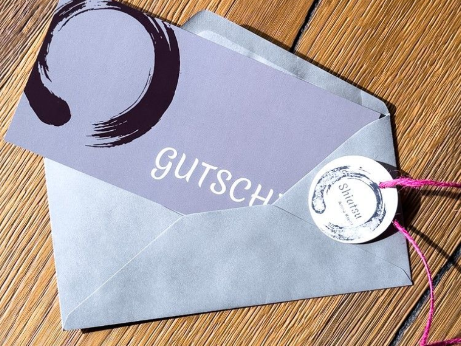 Gutschein für eine wohltuende Shiatsu Massage in München. Schenke eine Auszeit vom Stress.