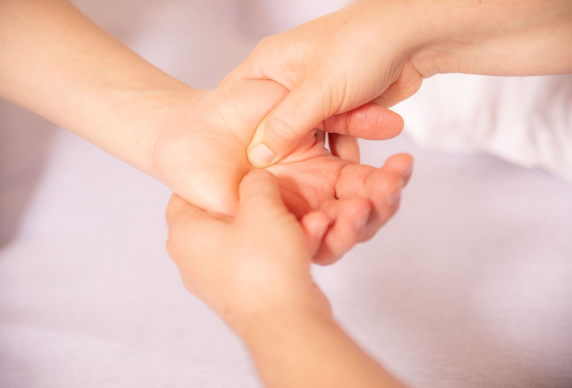 Entspannte Auszeit mit einer Massage in München – Shiatsu ist eine besondere Art der Massage.